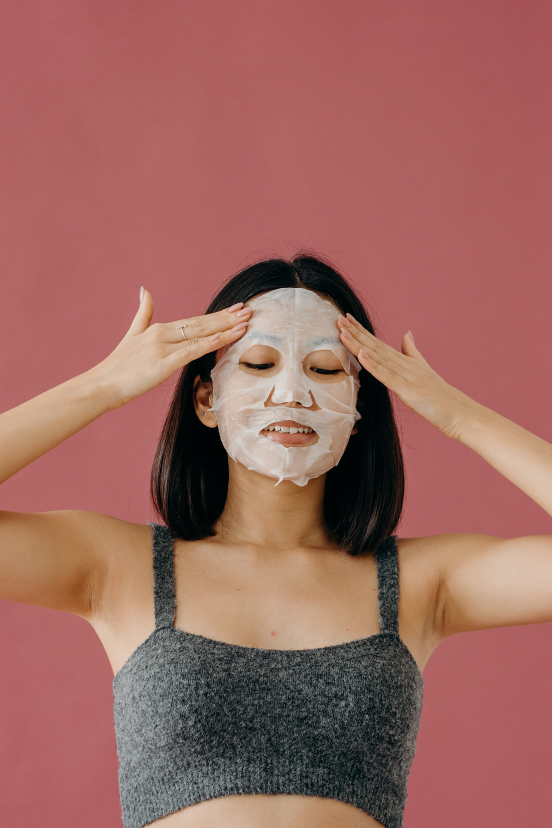 How to use sheet masks